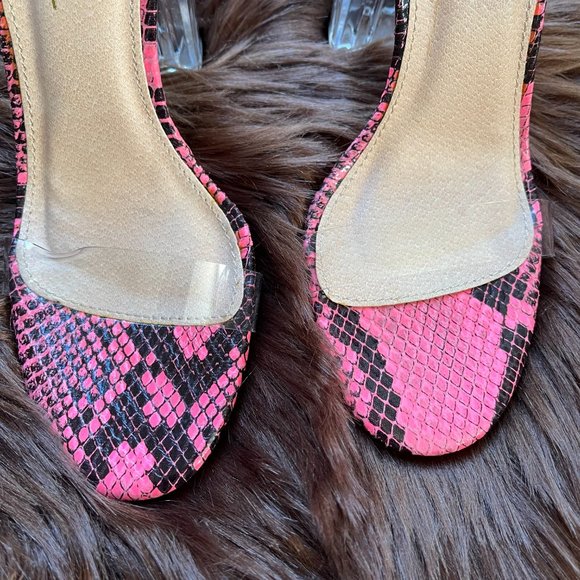 Olivia Ferragamo Snakeskin Heels - Picture 6 of 8